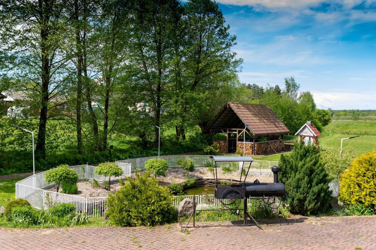 Pensjonat Agroturystyczny Pod Modrzewiem Bed and Breakfast Florczaki Buitenkant foto