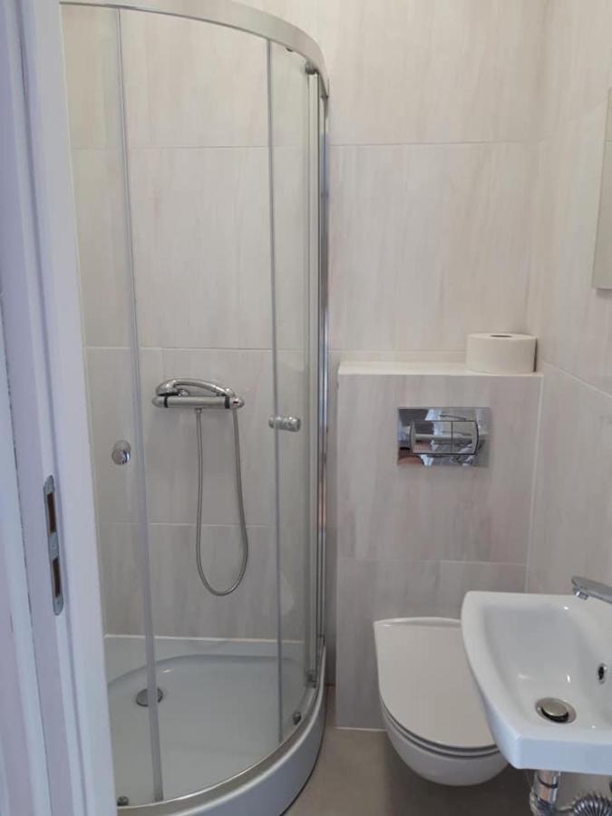 Pensjonat Agroturystyczny Pod Modrzewiem Bed and Breakfast Florczaki Buitenkant foto