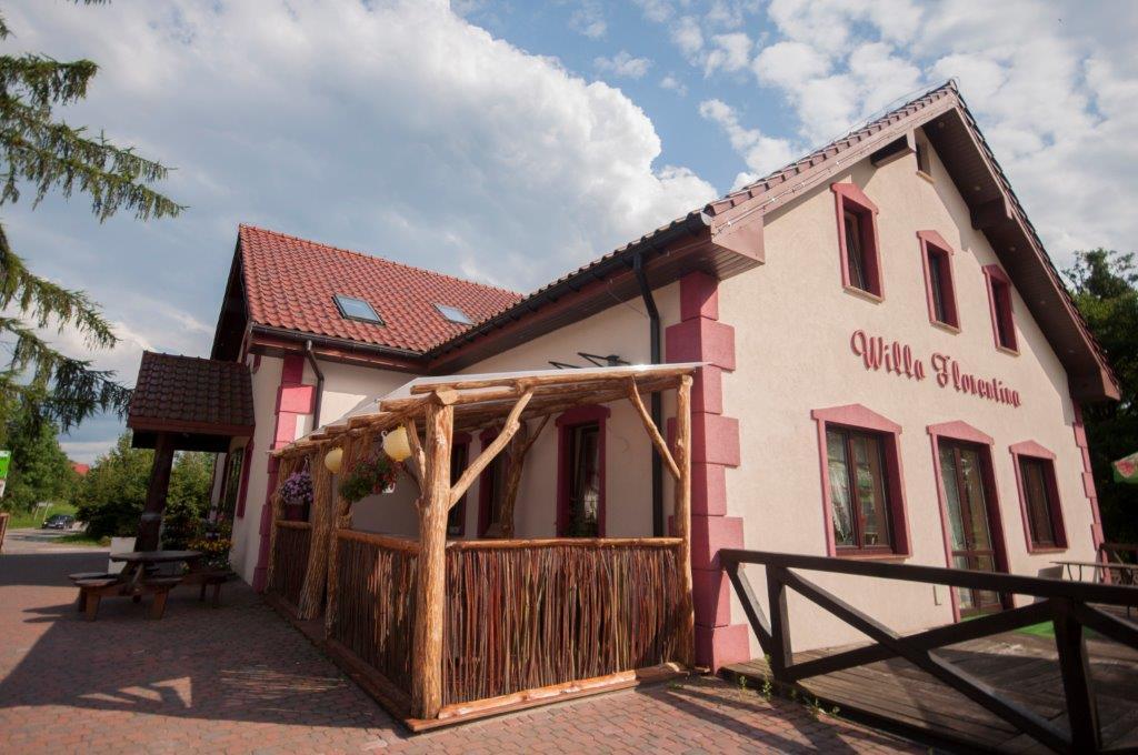 Pensjonat Agroturystyczny Pod Modrzewiem Bed and Breakfast Florczaki Buitenkant foto